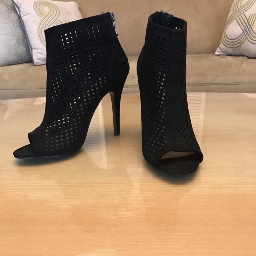 Chinese Laundry booties